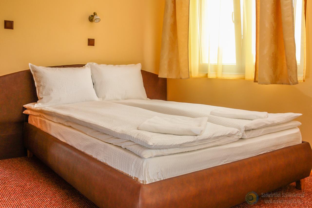 Apartamente Mano Apartmanok Praid Exteriér fotografie
